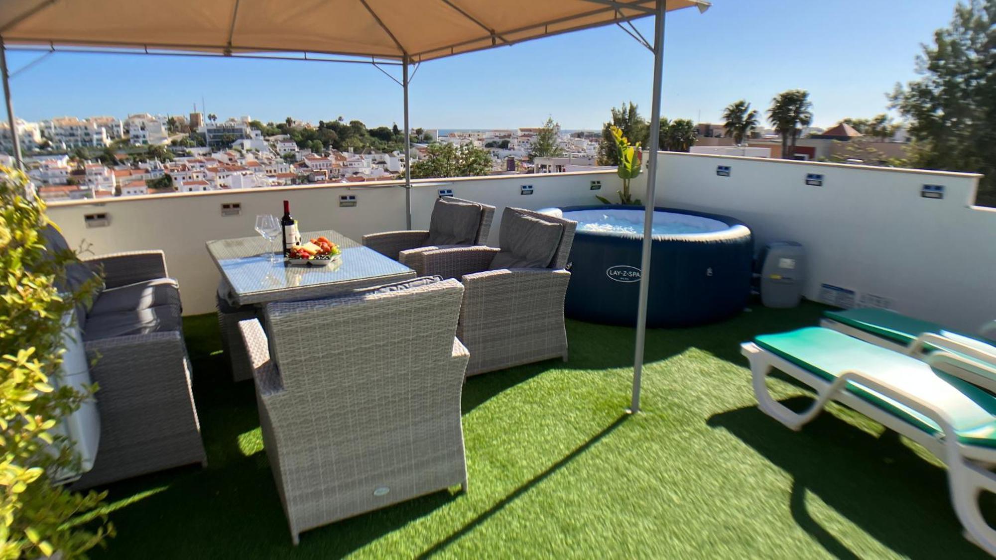 Apartment Beta - 2 Bedrooms, Private Rooftop Patio With Hot Tub, Bbq And View Ferragudo  Exteriér fotografie